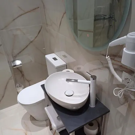 Oxygen Boutique 4* Tirana