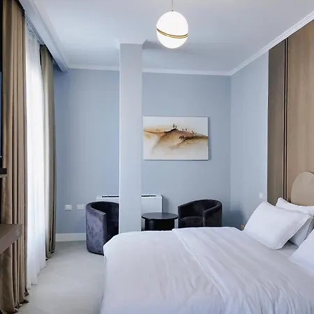 Oxygen Boutique Hotel 4*