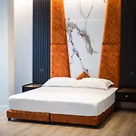 Oxygen Boutique Hotel 4*