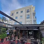Hotel Oxygen Boutique
