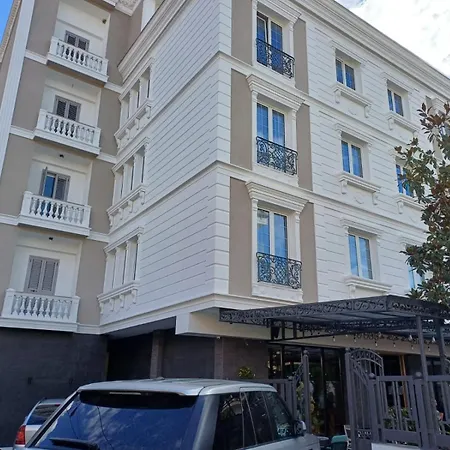 Oxygen Boutique טיראנה