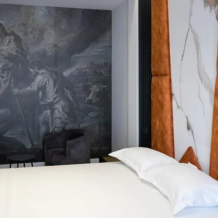 Oxygen Boutique טיראנה