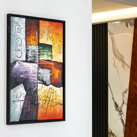 Oxygen Boutique טיראנה