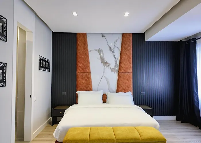 Oxygen Boutique 地拉那